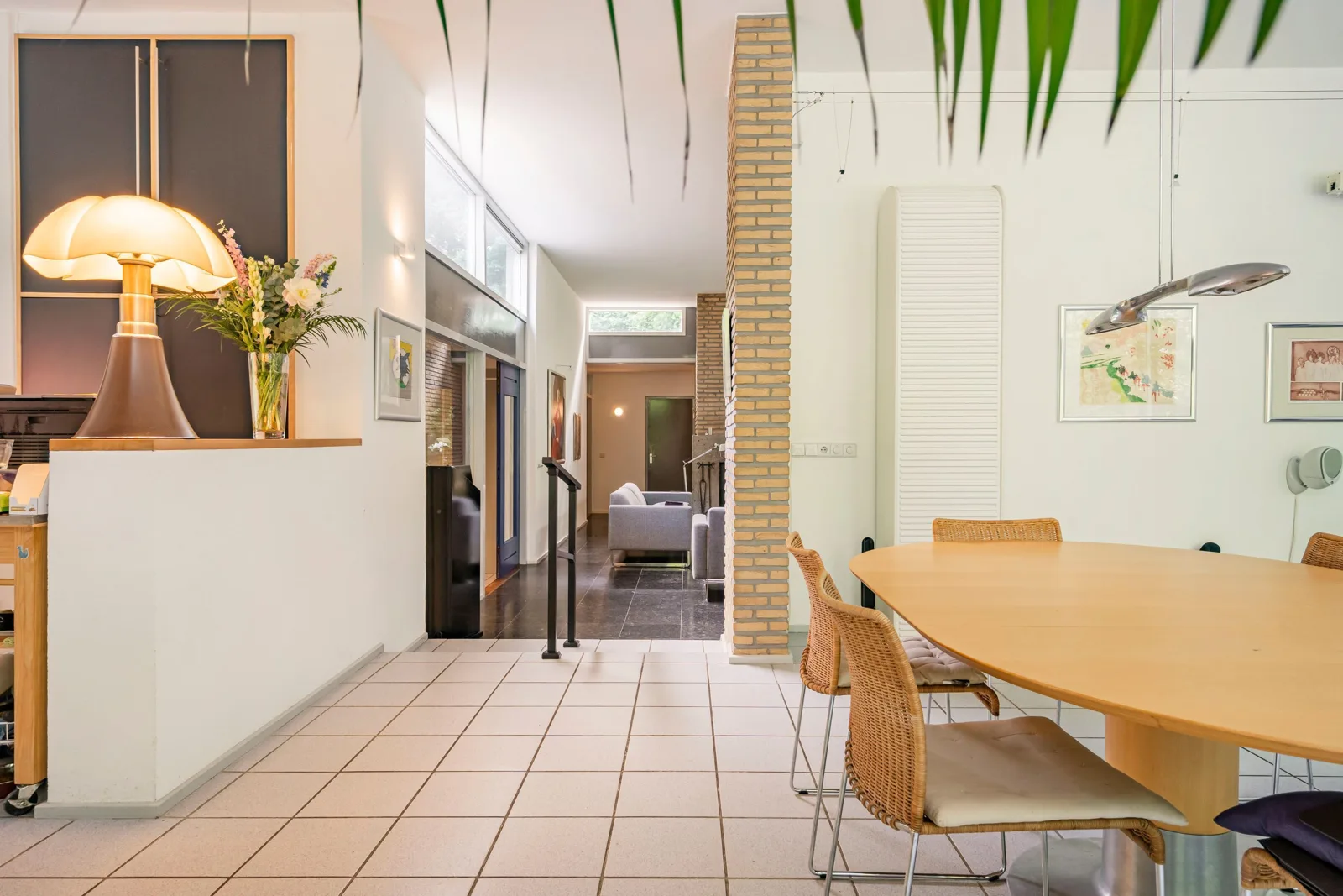 Folgeralaan 13, Drachten – doorkijk naar de eetkamer