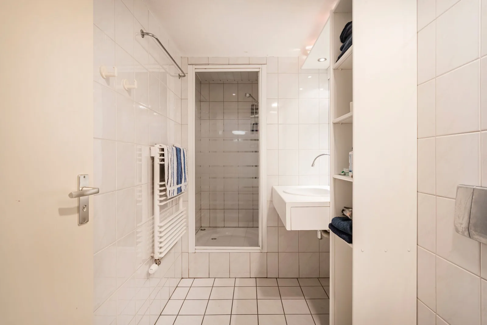 Folgeralaan 13, Drachten – badkamer